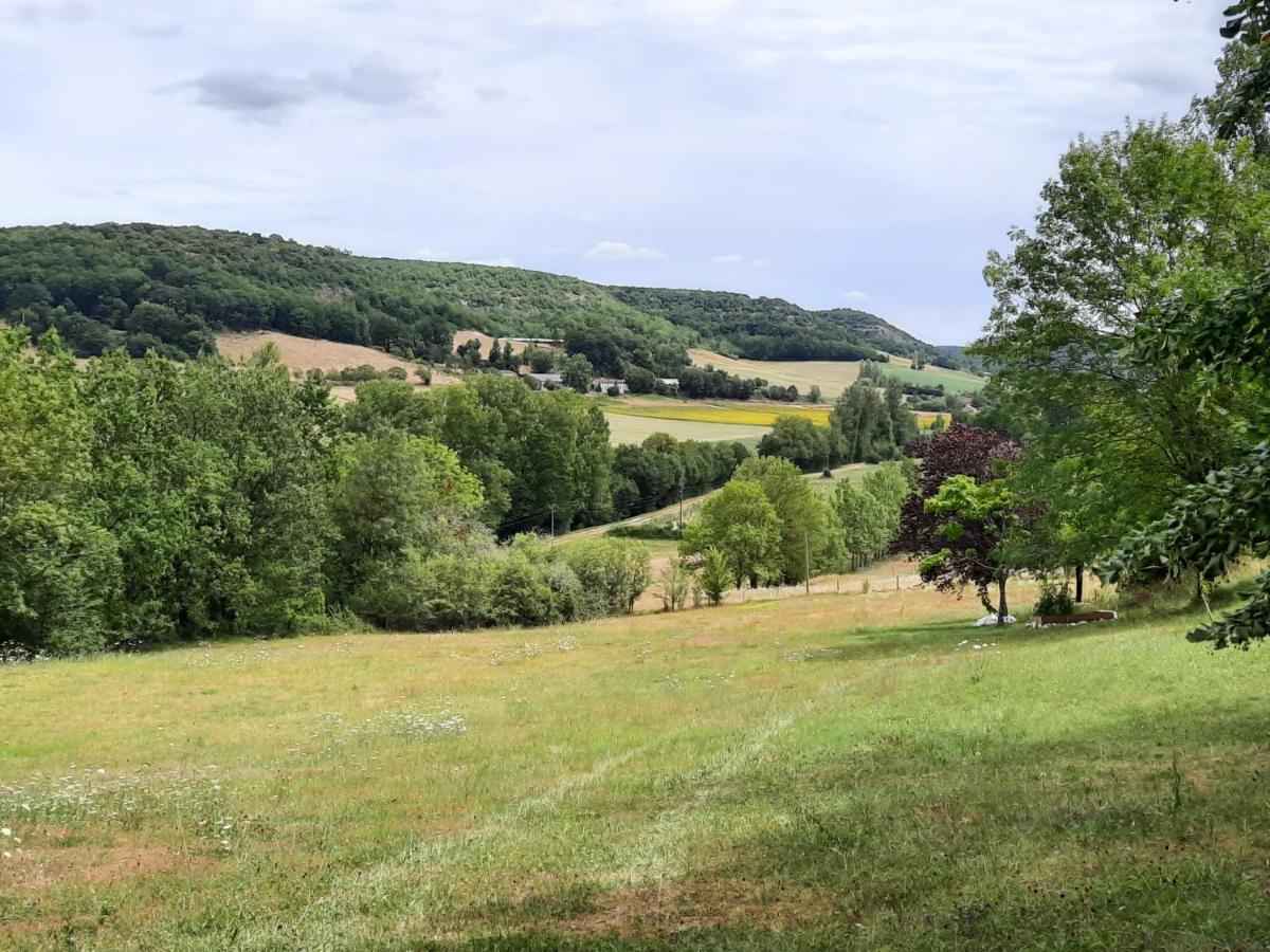 Manoir Le Moulinal47 - Vue Panoramique Hotel Courbiac Bagian luar foto