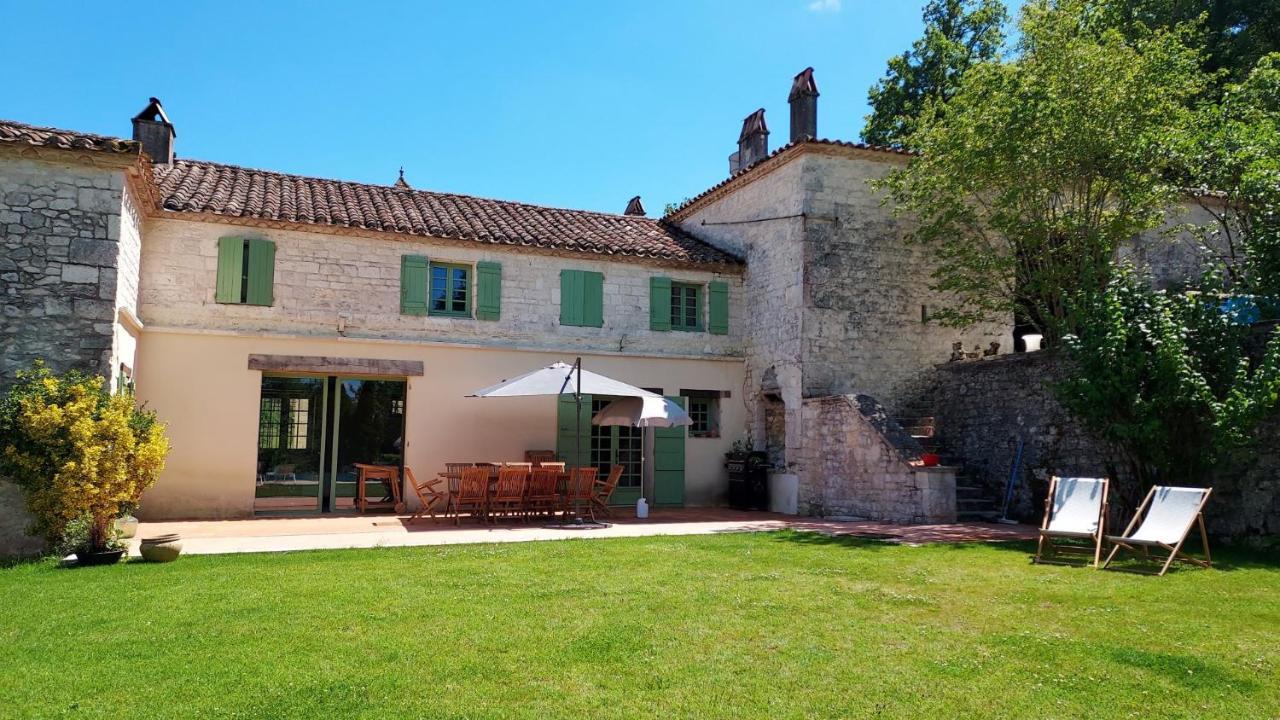 Manoir Le Moulinal47 - Vue Panoramique Hotel Courbiac Bagian luar foto