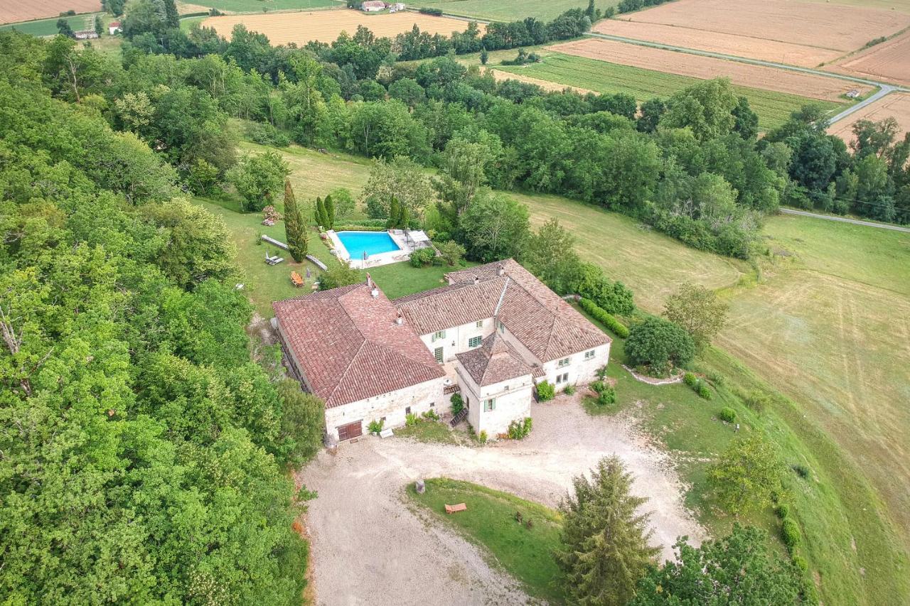 Manoir Le Moulinal47 - Vue Panoramique Hotel Courbiac Bagian luar foto