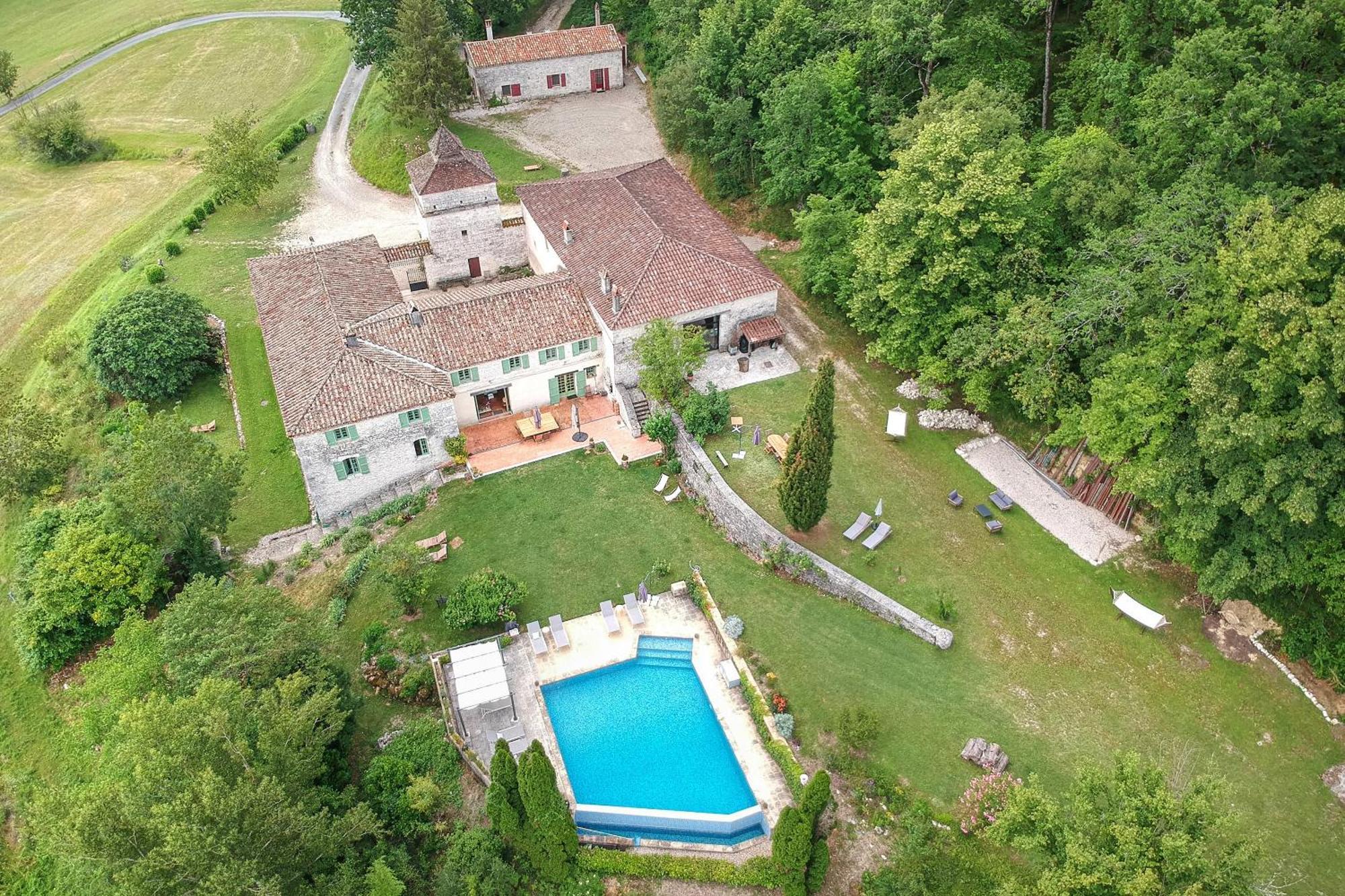 Manoir Le Moulinal47 - Vue Panoramique Hotel Courbiac Bagian luar foto